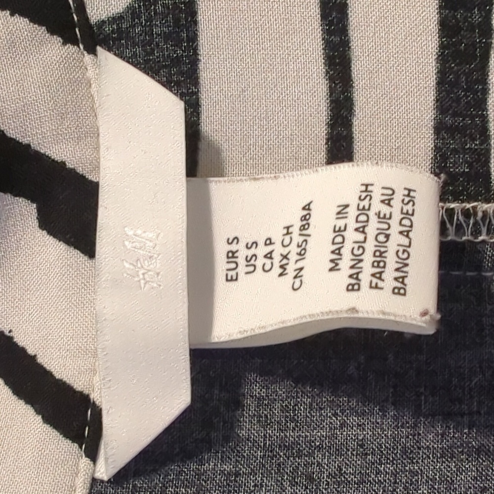 H&M Tan & Black Notch Neck Rayon Shift Dress - Picture 2 of 5